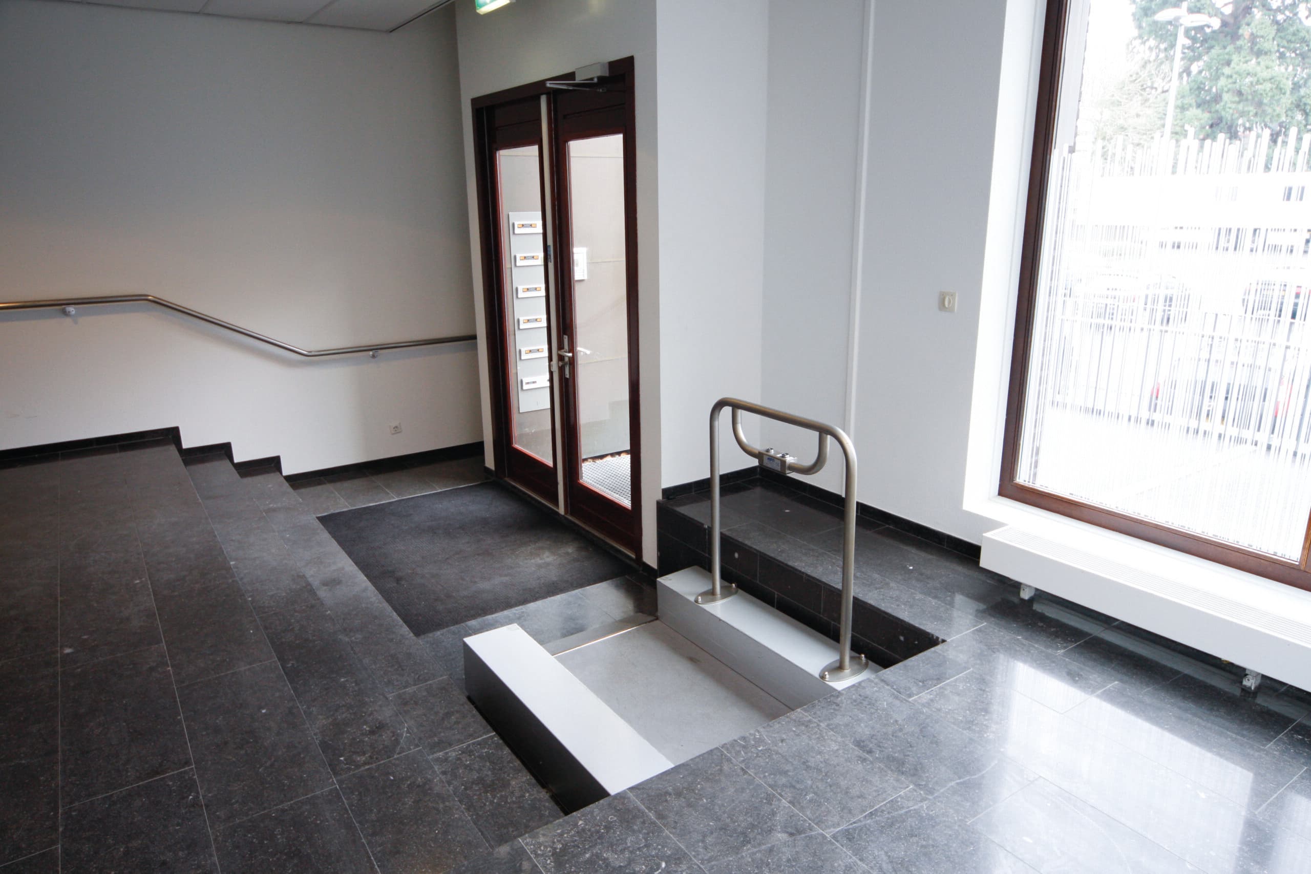 Élévateur pour personnes à mobilité réduite LOW UP