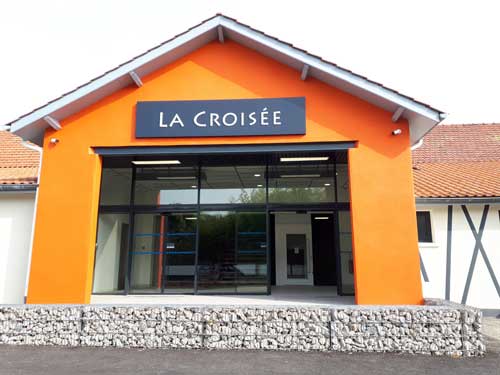 Louhans (71) Mise en accessibilité du commerce La Croisée - rue du Guidon